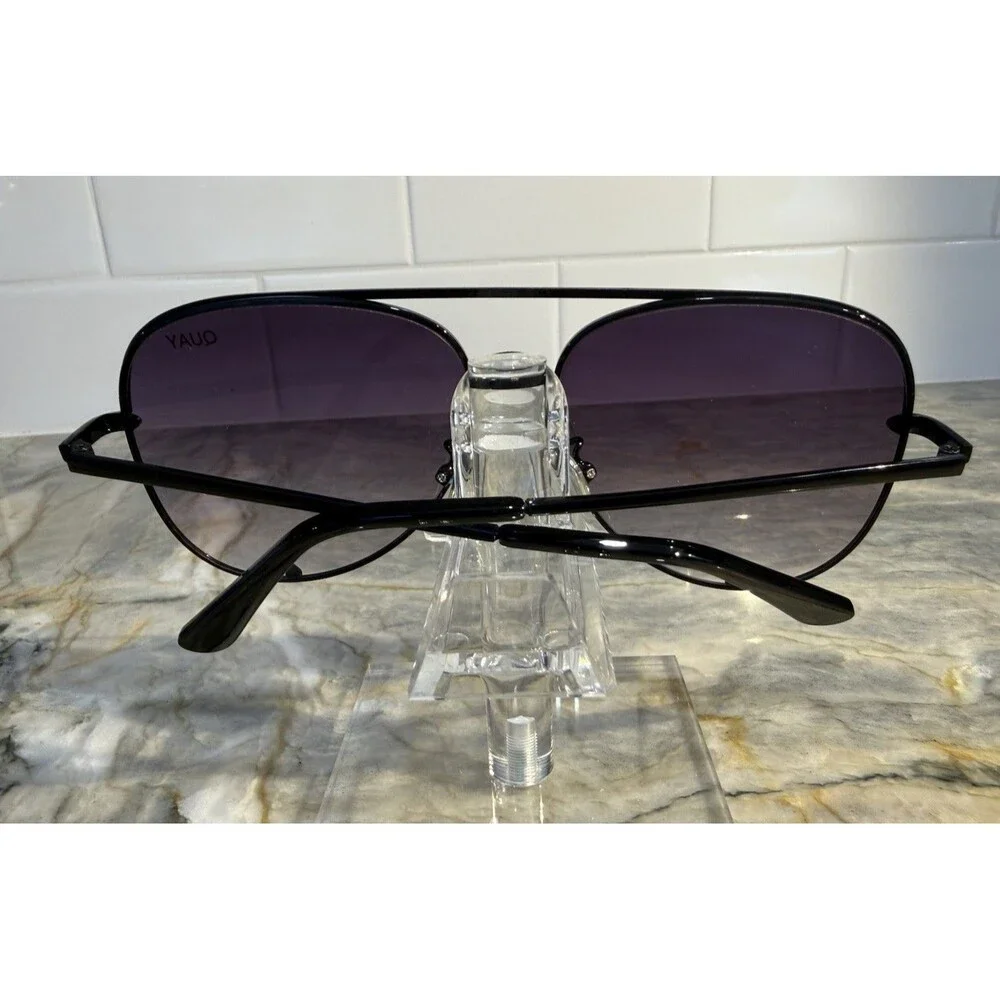 Quay Australia x Desi Perkins High Key Oversized Aviator Sunglasses NIB Unisex